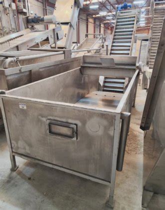 BUCKET ELEVATING WITH HOPPER, UNLOADING: 2.40 M in Murcia, Region of ...