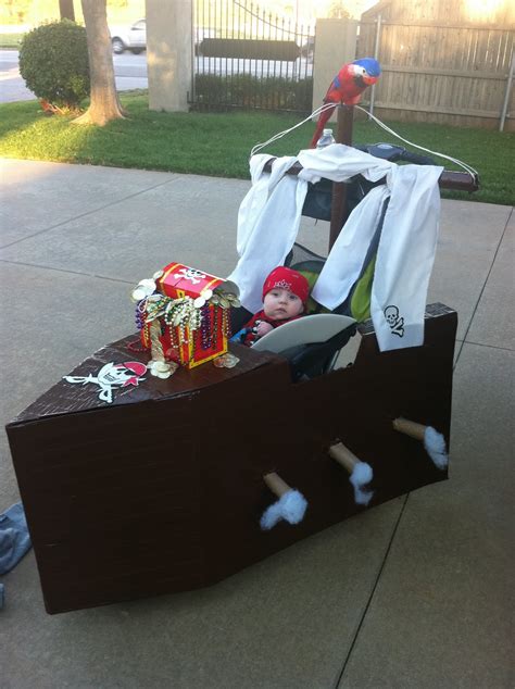 The French Tulip: How to make a stroller into a pirate ship costume