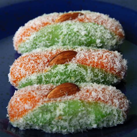 Cham Cham – Meethi Kahani