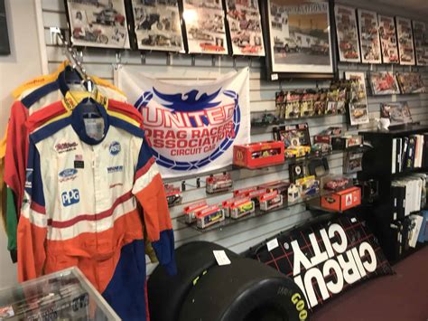 Dropping the Hammer: The Best-Kept Secret in NASCAR