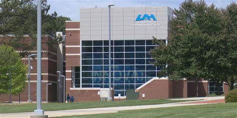 Students petition UAH over in-person tuition for online classes