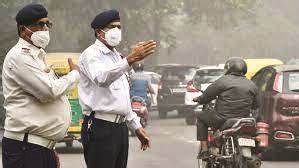 Traffic inspector assaulted over issuing challan, six detained