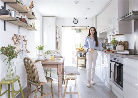 5 Ways This Style Expert Showcases French Country Style | Storables