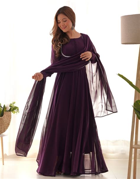WINE COLOR SOFT GEORGETTE PREMIUM ANARKALI 3PC KURTA SET – Ethnicsupply