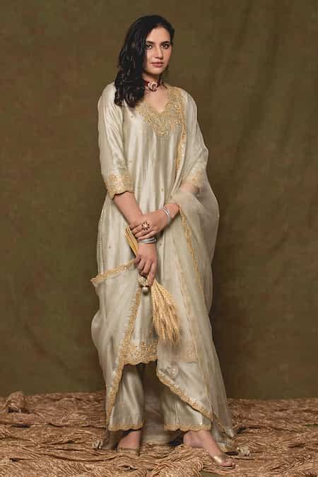 Buy Grey Organza, Spun Silk Floral Scallop V Neck Embroidered Kurta Set ...