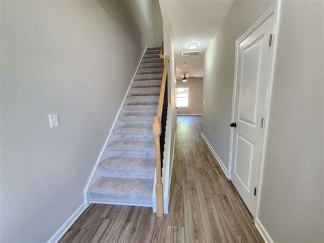 2218 Robinsons Fry Zillow