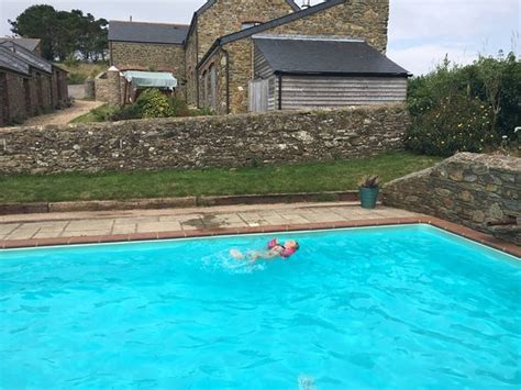 BROAD DOWNS BARN (Malborough) - Ranch Reviews, Photos, Rate Comparison ...