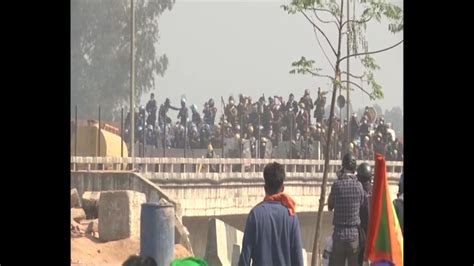 Tear gas shelling, stone pelting continue at Shambhu border as farmers ...