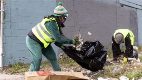 City of Detroit responsible for freeway cleaning after $650K deal with MDOT