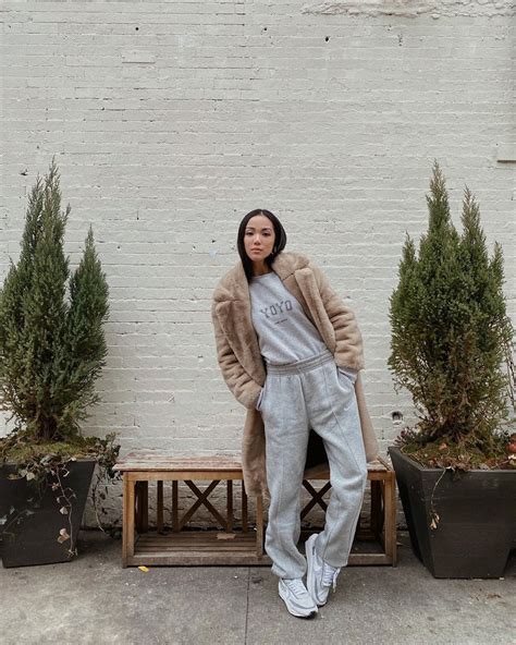 A Guide to Casual Style for Women | Who What Wear