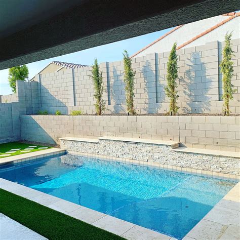 20 beautiful hillside pool ideas with retaining walls – Artofit