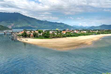 Irregular Building 的图像结果