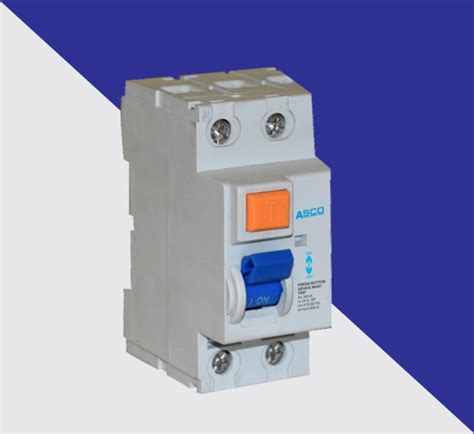 RESIDUAL CURRENT CIRCUIT BREAKER