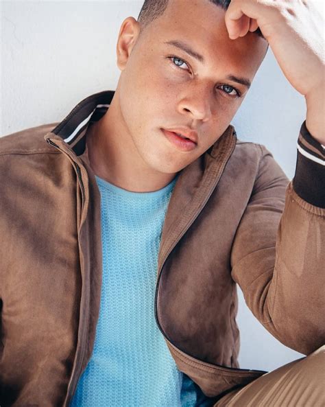 Julian En Aaron De Niro