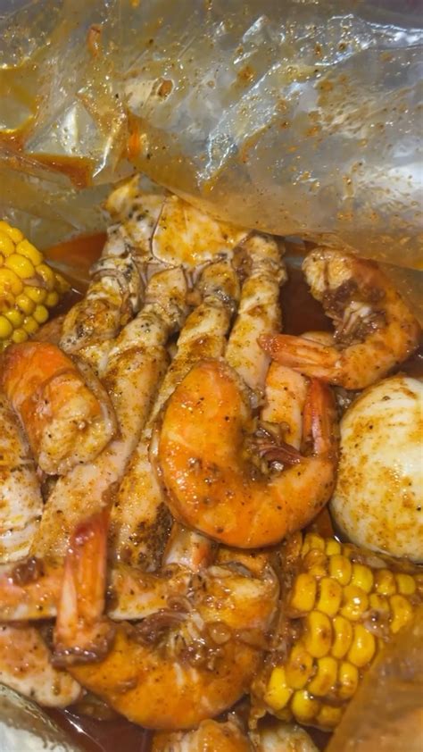 Cajun garlic butter sauce seafood boil crab boil recipe seafood bake ...