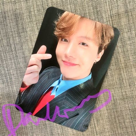 Army Bomb Lightstick v4 BTS Photocards (Map of the Soul edition), Hobbies & Toys, Memorabilia ...