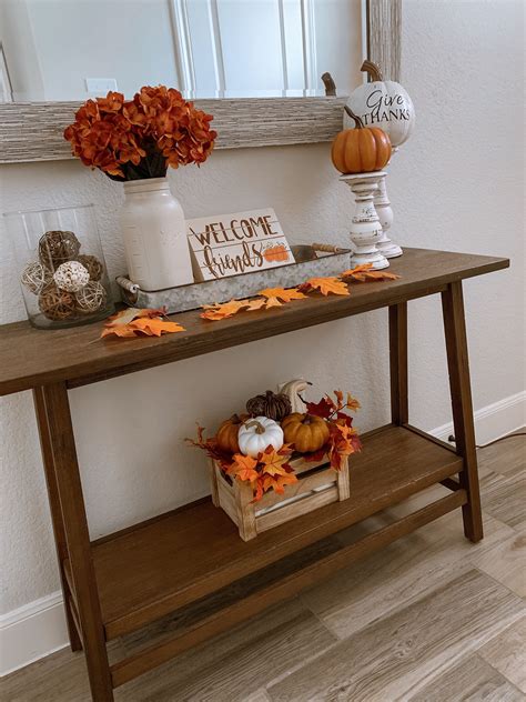 Entryway Fall decor🍂🎃💛 | Fall room decor, Fall home decor, Fall ...