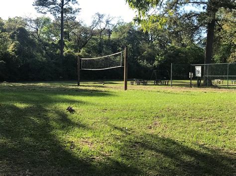 LONE STAR RESORT (Navasota) - Lodge Reviews & Photos - Tripadvisor