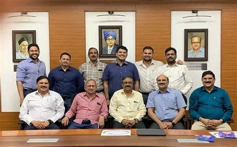 कहानी उस डेयरी बिजनेस की जिसे 14 साल के बच्चे ने मेहनत से सींचा और एक ...