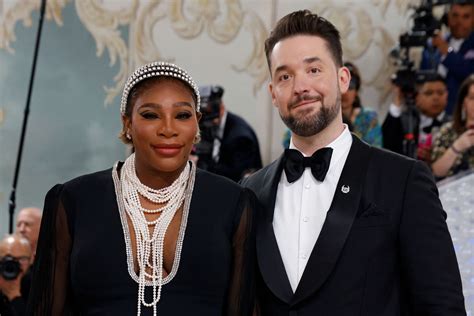 Serena Williams' husband Alexis Ohanian beams with pride as his golf ...