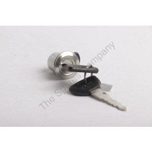 HERO GENUINE-LOCK FILLER LID(37230KWHH61S) – The Spares Company