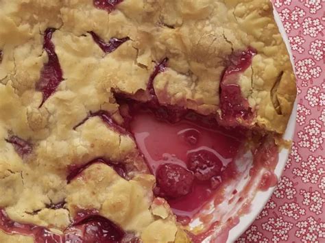 Fresh Raspberry Pie Recipe - Chef's Resource Recipes