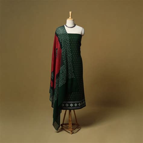 Green Jacquard Cotton 2pc Unstitched Dress Material Suit Set with Earrings