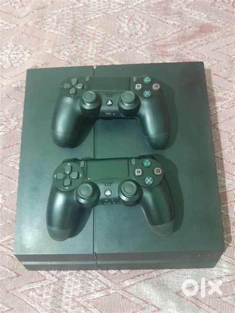 Ps4 console and Tekken Box - Games & Entertainment - 1809024296