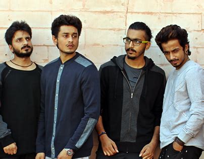 Export House Logo 的图像结果