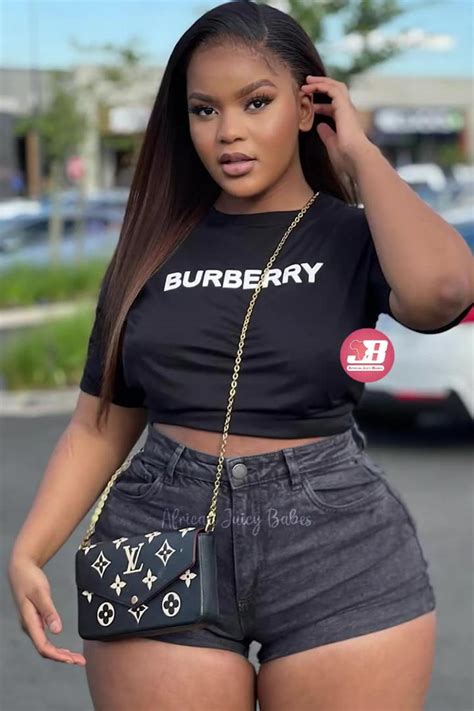 Rezultat imagine pentru Directing Model ASMR