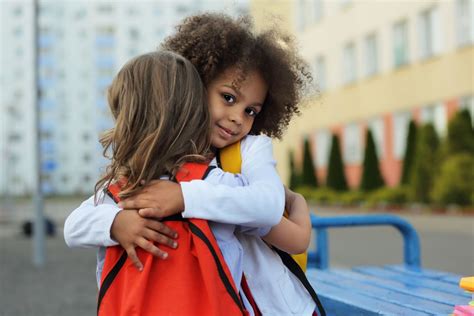 Teaching Students Empathy in the Classroom - TeachHUB