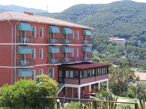 HOTEL LA FELUCA (Bagnaia) - Hotel Reviews, Photos, Rate Comparison ...