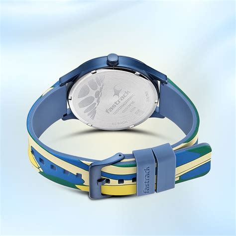 Fastrack Topicals Quartz Analog White Dial Silicone Strap Unisex Watch