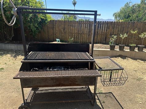Santa Maria Bbq Grill for Sale in Wildomar, CA - OfferUp
