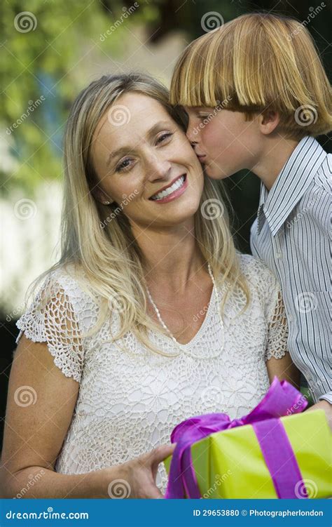 Mom and Boys: How to Nurture a Special and Delicate Bond! in 2020 ...