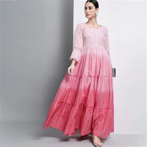 Women Pink Yoke Design Flared Sleeves Thread Work Anarkali Kurta