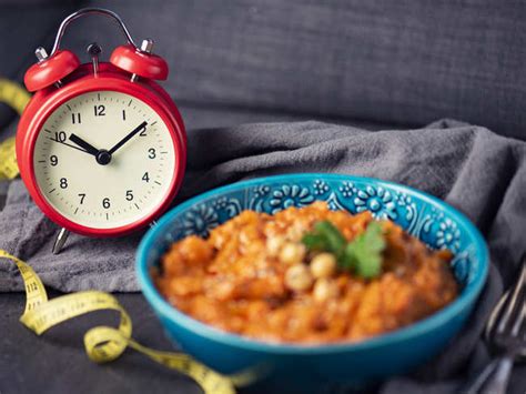 Struggling with high blood sugar levels? Try intermittent fasting to ...