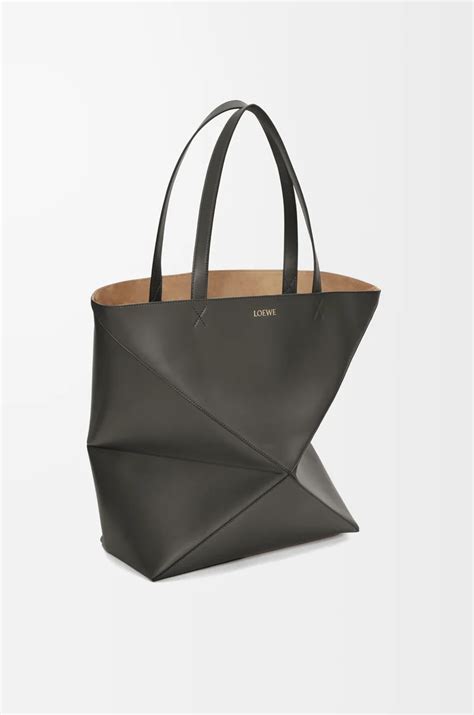 Bolso Puzzle Fold tote XL en piel de ternera brillante Gris - LOEWE