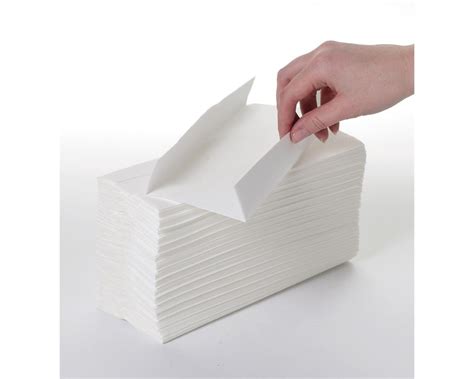 AVRO PAPERS 5 SETS FOR CFOLD TISSUE PAPER DISPENSER : Amazon.in ...