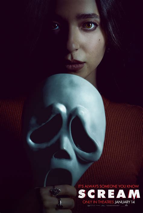 Ghostface Mask Is Held By 9 Different Characters In Scream 5 Posters