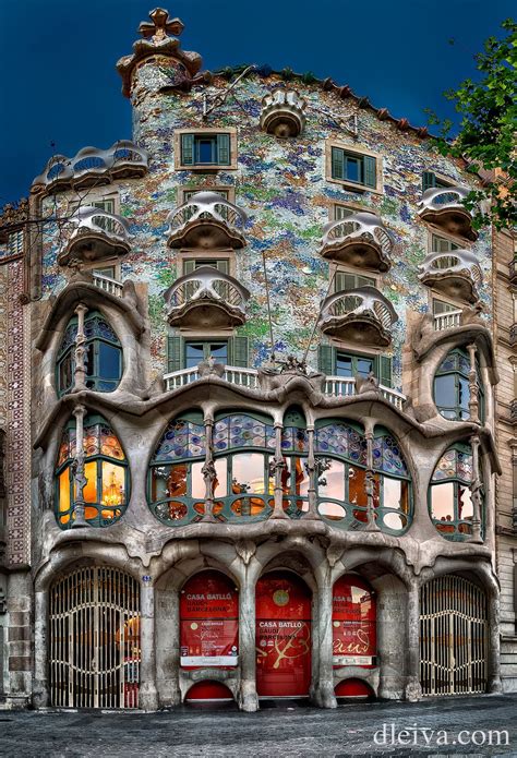 Casa Batllo en Barcelona (Antoni Gaudi) | Gaudi architecture, Gaudi ...