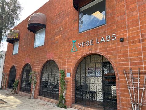 Building Logo Signs 的图像结果