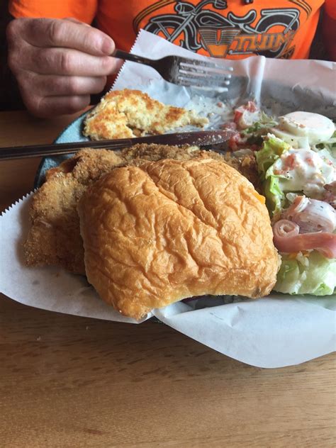 THE 10 BEST Restaurants in Anamosa (Updated January 2024)