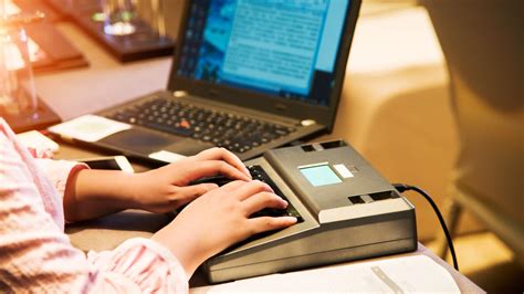 How to Become a Stenographer | ValidGrad