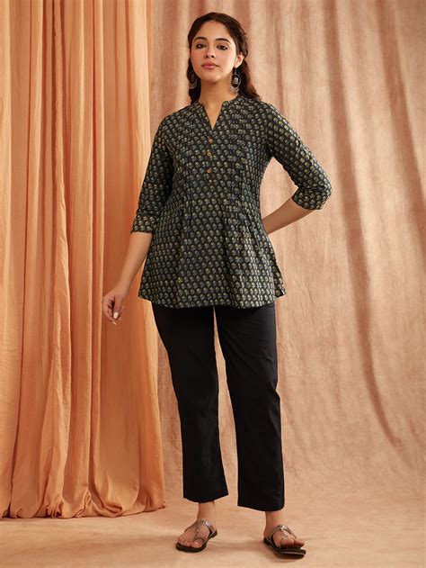 Black Hand Block Printed Cotton Suit- Set of 3