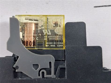 Idec Rj2S-cl-d24 Relay With Sj2S-07L Socket – Aeliya Marine Tech®