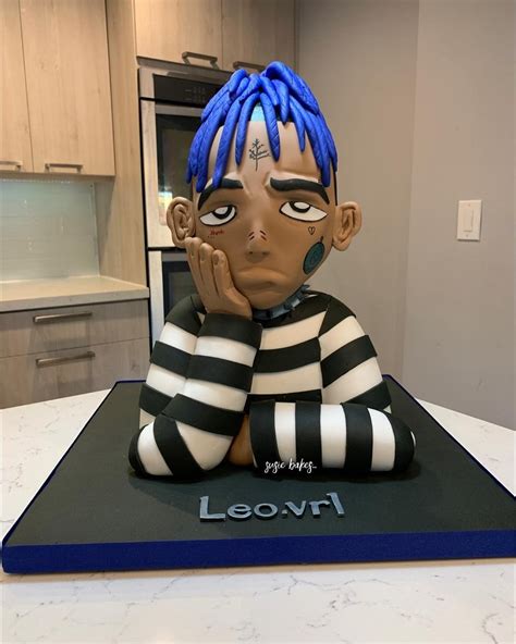 Cartoon XXXTENTACION inspired Cake...Happy birthday Leo💙🎉⚡!! LLJ