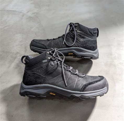 teva arrowood riva mid wp 小岩店 | What’z up