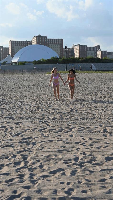 Skinny Dipping Videos, Download The BEST Free 4k Stock Video Footage ...