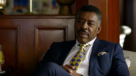 Family Guy Businessman 的图像结果